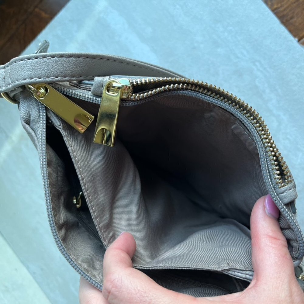 Tutilo New York Nude Beige Gray Crossbody Shoulder Bag Vegan Leather - Picture 9 of 9